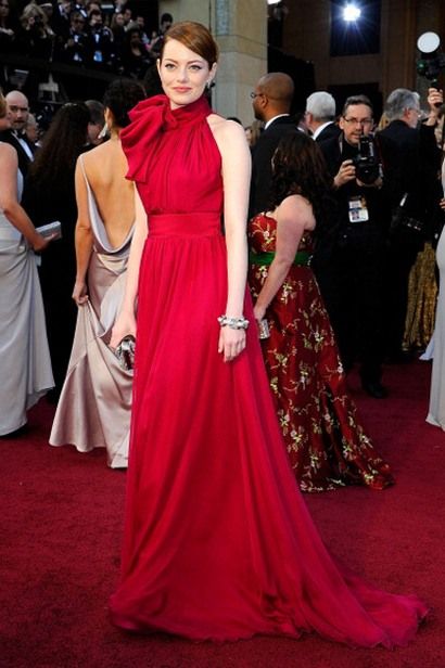 A beépített szépség és a három mérettel nagyobb ruha 2