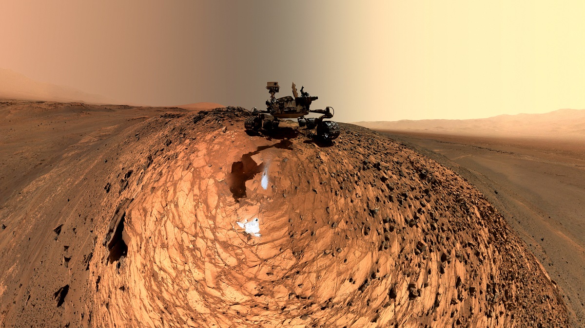 Curiosity a Mars felszínén (Fotó: Europress)