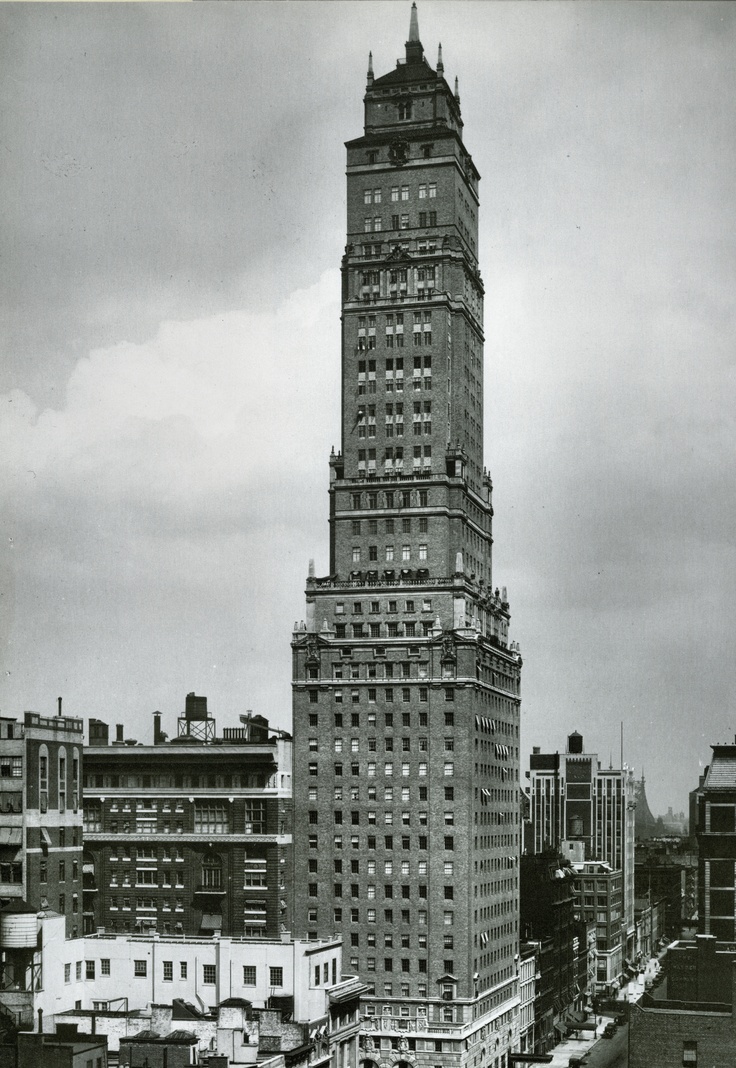 Ritz Hotel Tower, 1925