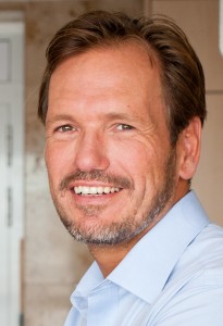 Dr. Jens Mueffelmann,