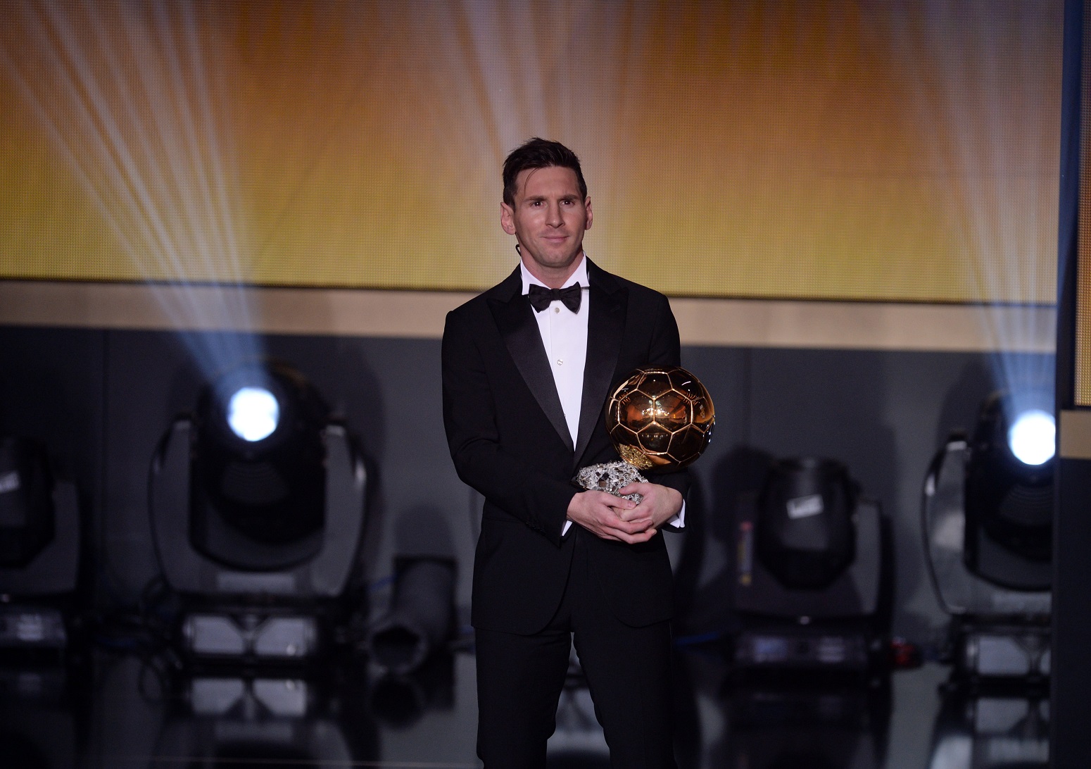 Messi átveszi az ötödik Aranylabdáját / Kép: Patrick Seeger, dpa