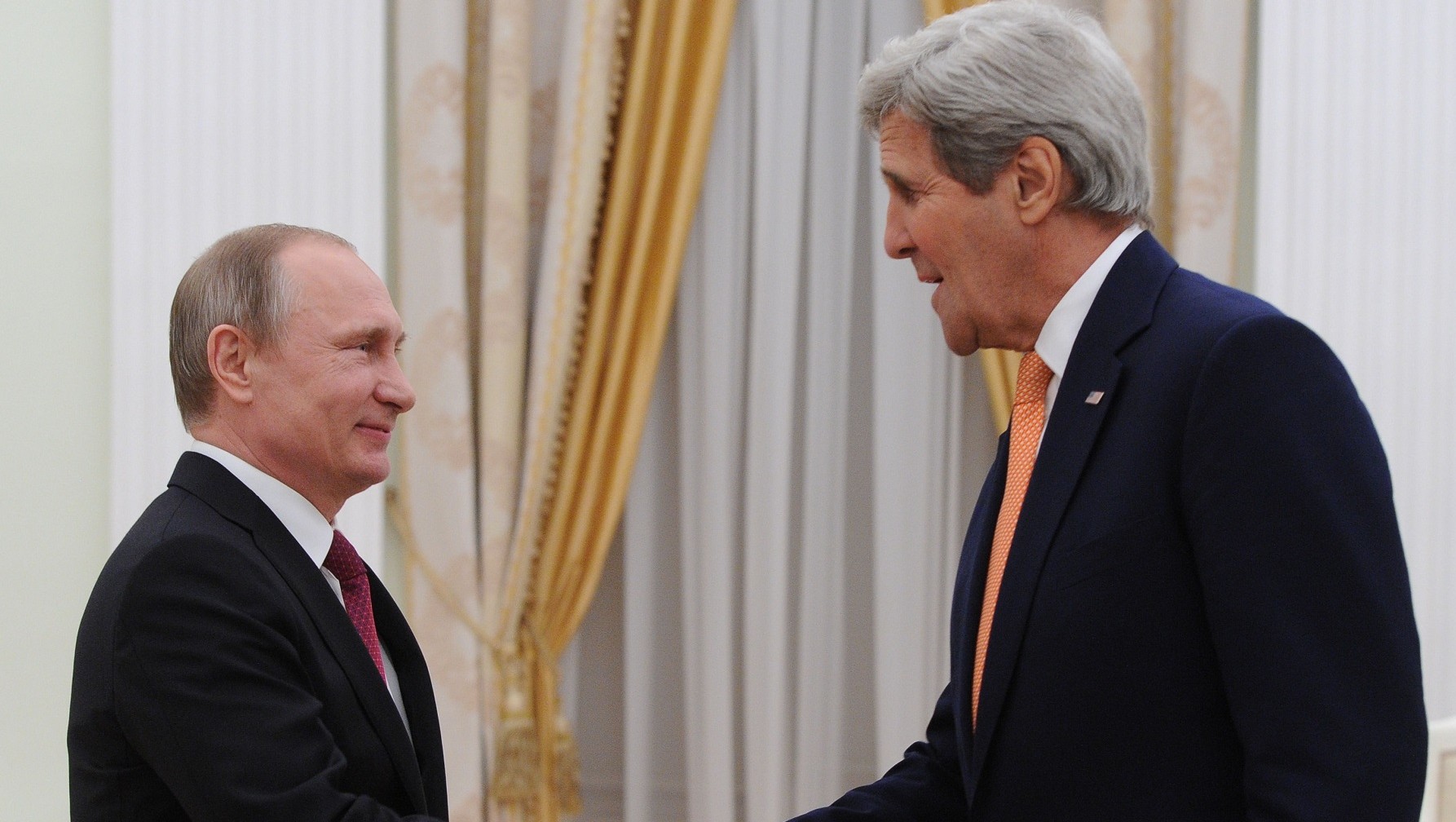 2813324 03/24/2016 March 24, 2016. Russian President Vladimir Putin (left) meets with US Secretary of State John Kerry in Moscow. Michael Klimentyev/Sputnik