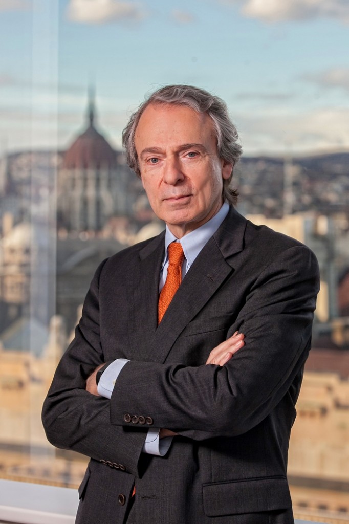 Citi Hungary CEO Kevin A Murray small size