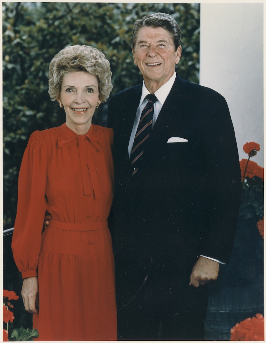 Photograph_of_the_Official_Portrait_of_The_Reagans_-_NARA_-_198566
