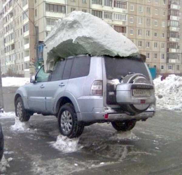 cars-covered-with-snow-13