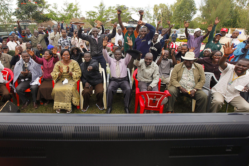 Barack Obama győzelmét ünneplik Kenyában. Fotó: Kurokava Dai