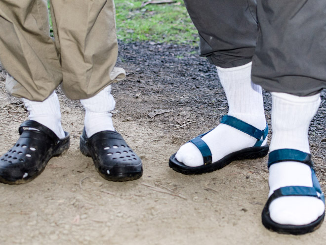 socks-sandals7