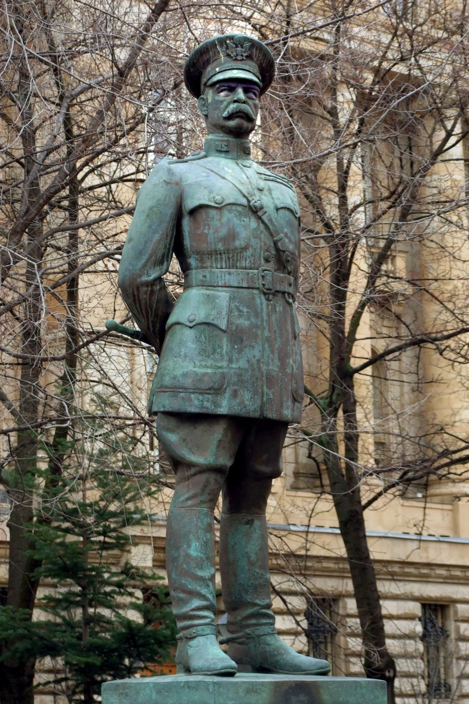 Bandholtz tábornok szobra a budapesti Szabadság téren (MTVA/Jászai Csaba)