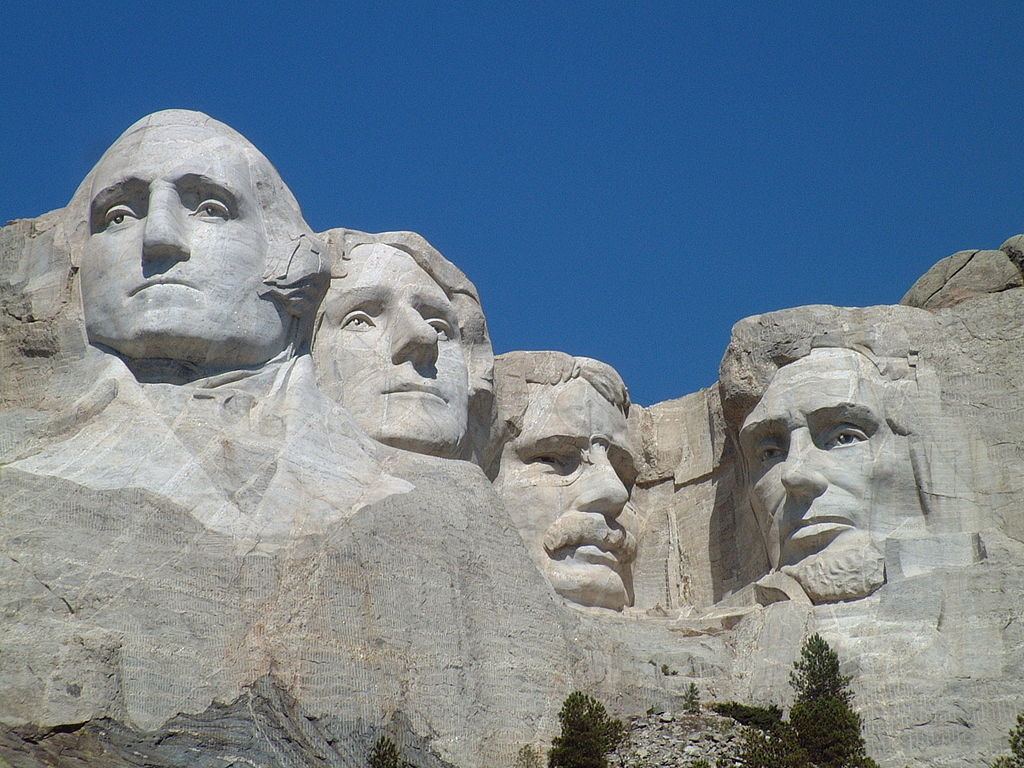 1024px-Mount_Rushmore_National_Memorial