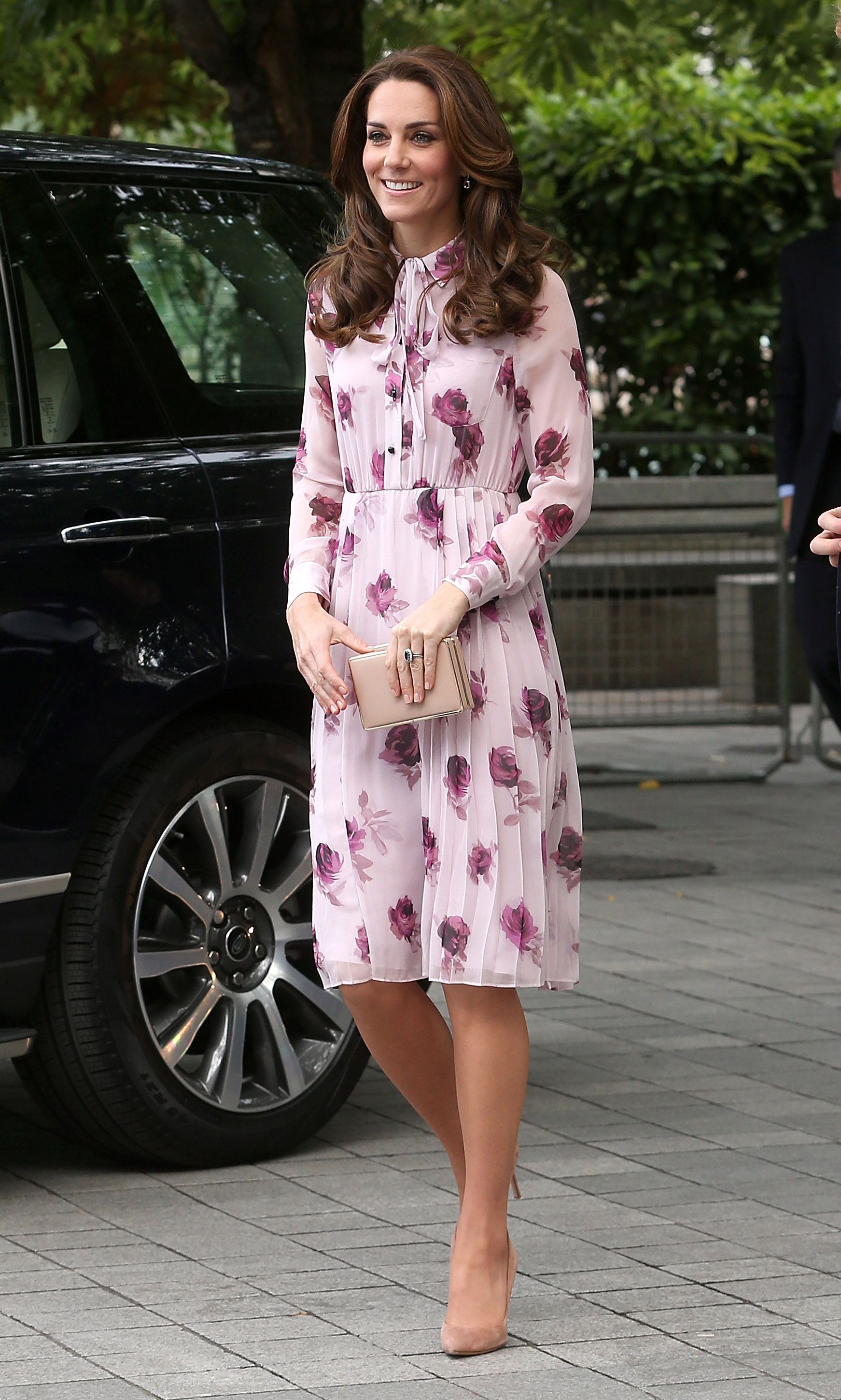 LONDON, ENGLAND - OCTOBER 10: Catherine, Duchess of Cambridge celebrates World Mental Health Day with Heads Together at the London Eye on October 10, 2016 in London, England. (Photo by Danny Martindale/GC Images)
