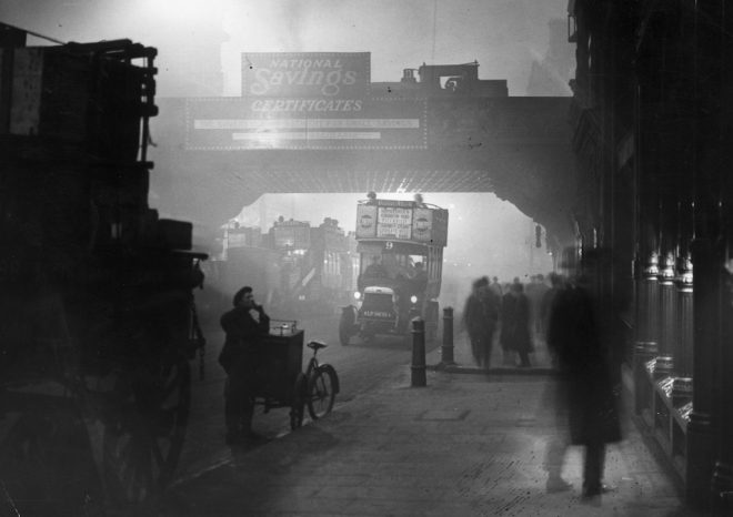 November 1922: Fog at Ludgate Circus, London. (Photo by Topical Press Agency/Getty Images)