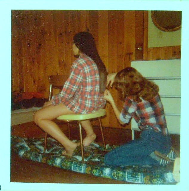 polaroid_prints_of_teen_girls_in_the_1970s_2816_29