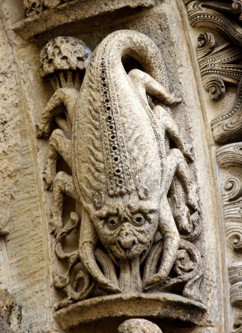 8.4.2009: archivolt, left door, West (Royal) Portal, Chartres Cathedral, Chartres, France.