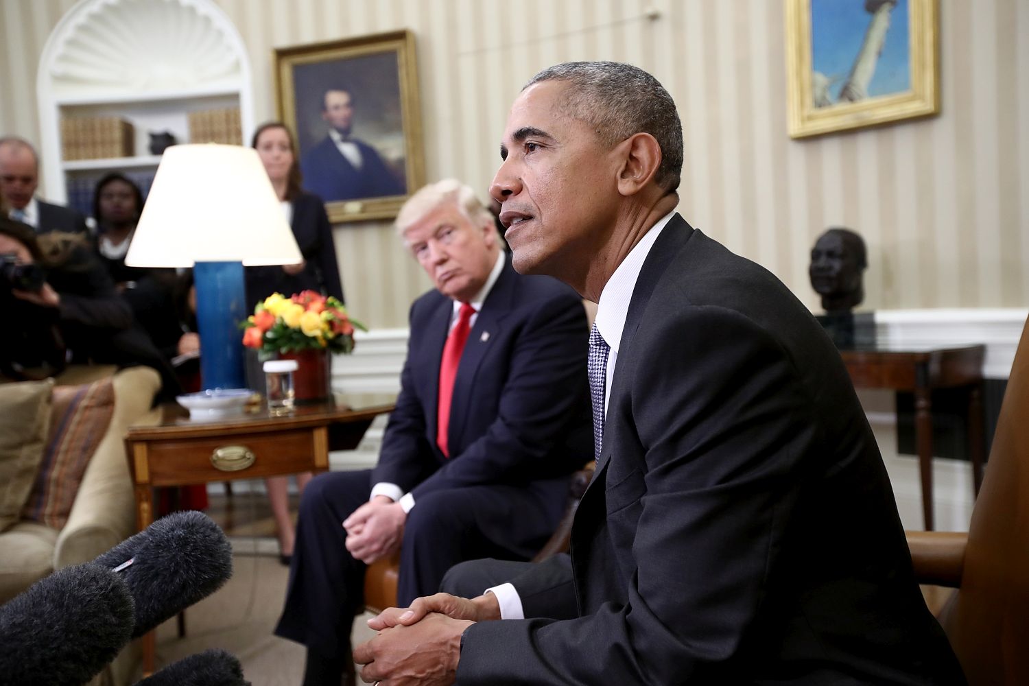 WASHINGTON, DC - NOVEMBER 10: President-elect Donald Trump (L) listens as U.S. President Barack Obama speaks during a meeting in the Oval Office November 10, 2016 in Washington, DC. Trump is scheduled to meet with members of the Republican leadership in Congress later today on Capitol Hill. (Photo by Win McNamee/Getty Images)