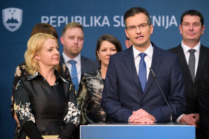 Slovenian presidential candidate and Mayor of Kamnik Marjan Sarec, accompanied by his wife Barbara Iskra Sarec, addresses the media after the release of the first results for the second round of the presidential elections in Ljubljana on November 12, 2017. 
Slovenia's internet-savvy President Pahor on November 12 won a second term in a runoff vote that was marred by an abysmally low turnout. / AFP PHOTO / Jure Makovec