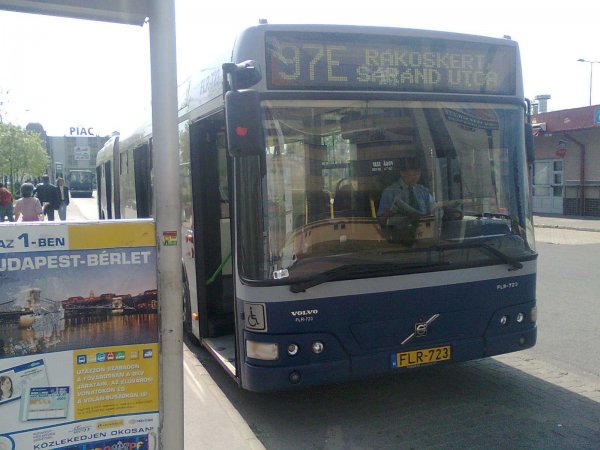 Micsoda véletlen: a 97E buszról szóló Wikipedia-bejegyzésben pont a bejegyzésben szereplő Volbvo buszról közöltek fotót