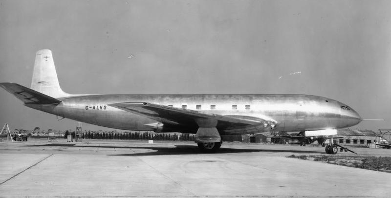 A de Havilland Comet prototípusa, még szögletes ablakokkal (kép: Wikipédia)
