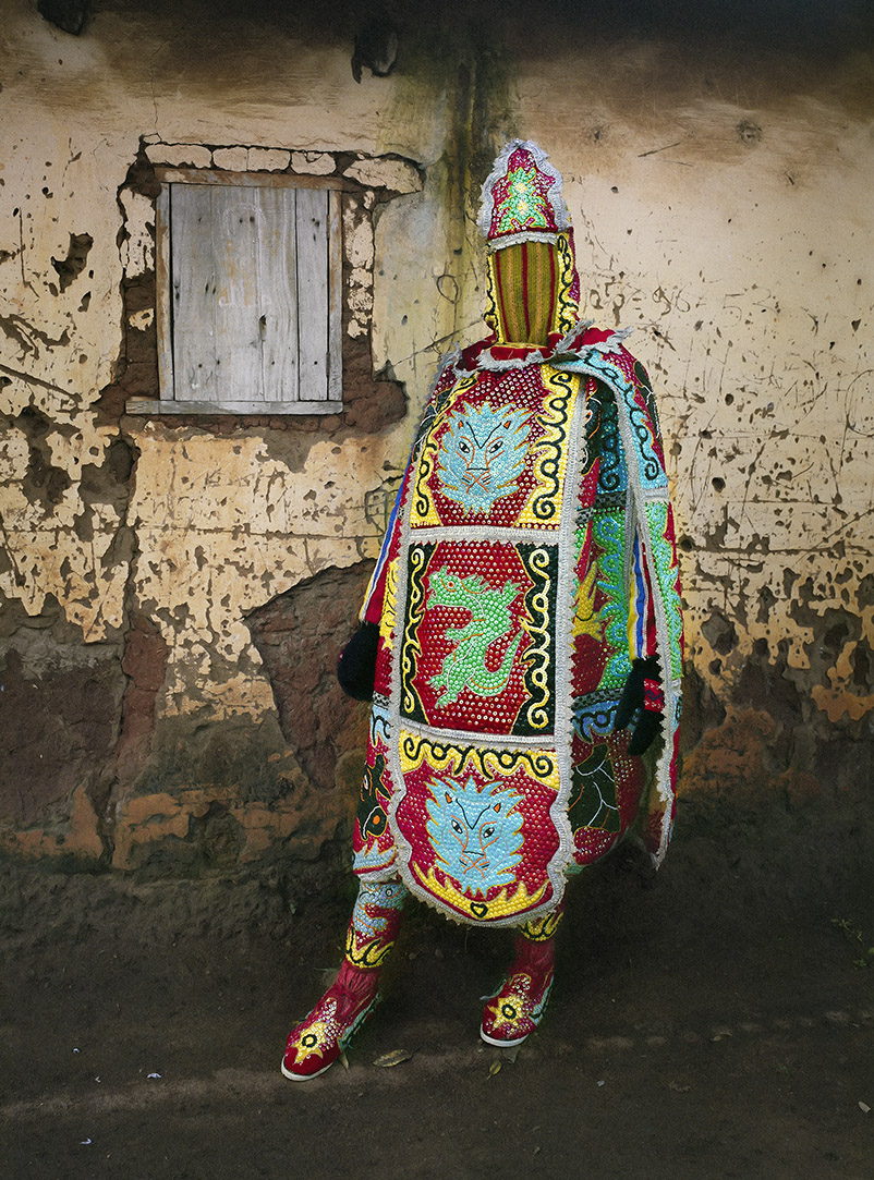 Leonce-Raphael-Agbodjelou_Egungun-Masquerade-VII_2015_Pigment-Ink-on-HP-Premium-Satin-Photographic-Paper_202-x-150-cm_LR