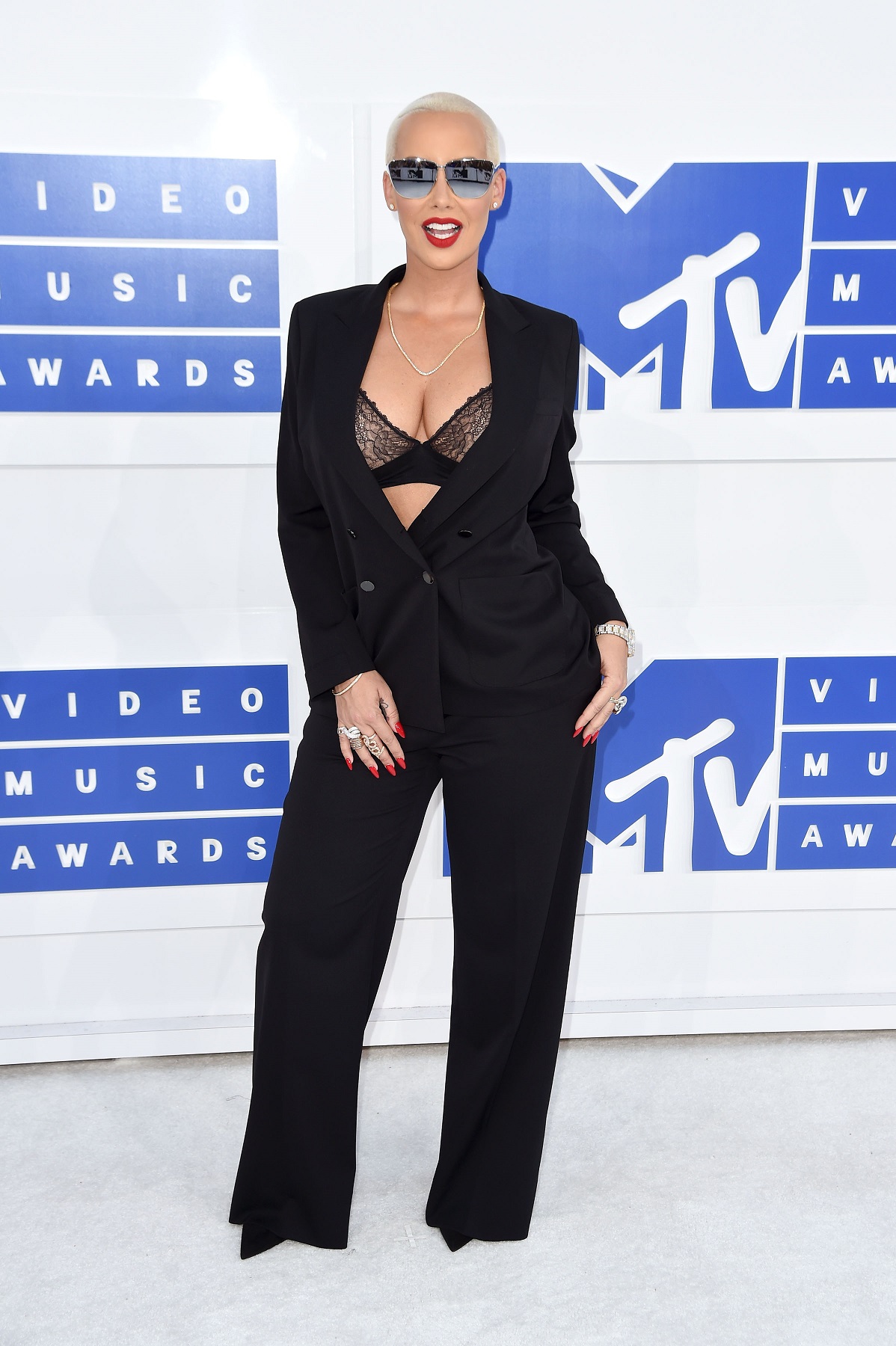 NEW YORK, NY - AUGUST 28: Model Amber Rose attends the 2016 MTV Video Music Awards at Madison Square Garden on August 28, 2016 in New York City. (Photo by Nicholas Hunt/FilmMagic)