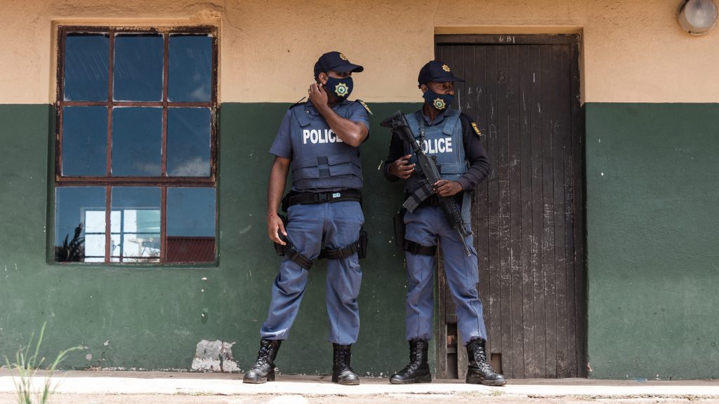 Fél tonna kokaint loptak el egy dél-afrikai rendőrőrsről