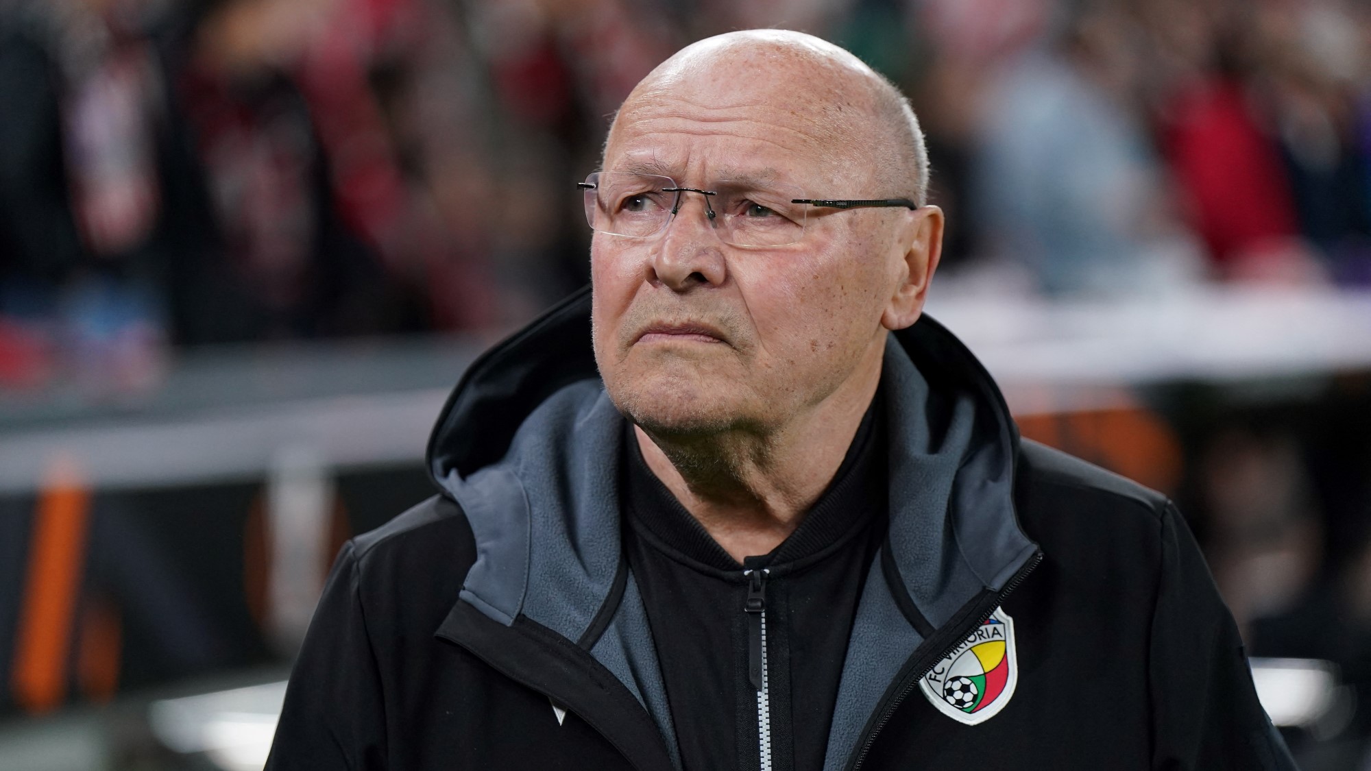 A Viktoria Plzen cseh edzője, Miroslav Koubek az Athletic Bilbao és a Viktoria Plzen Európa Liga-mérkőzésén a bilbaói San Mames stadionban.