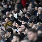 Real Madrid Levante fehér zsebkendők fütyülő szurkolók