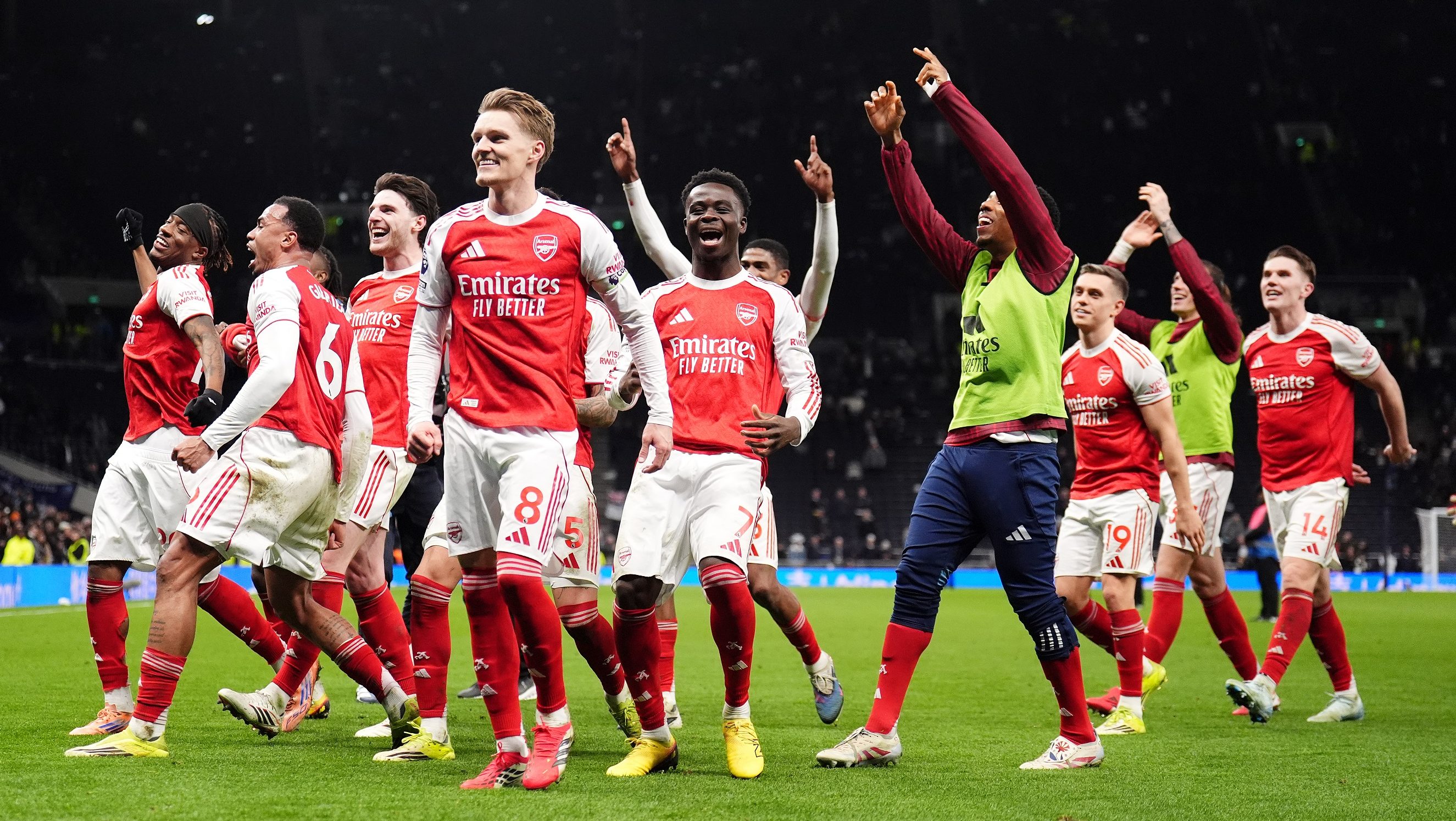 Az Arsenal játékosainak ünneplése.