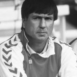 Josef Sepp PIONTEK, Germany, football, former football player, here as coach of the Danish national football team, Danish national coach, sits on the coachbank, here at the 1984 European Football Championship in France, | usage worldwide