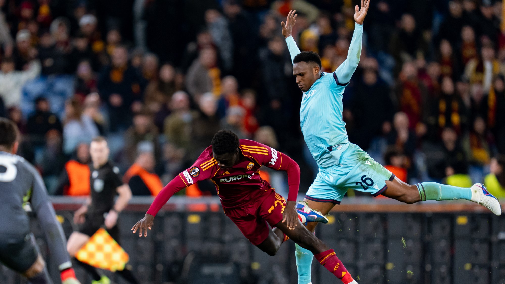 Roma Bologna Európa Liga Robinio Vaz műesés