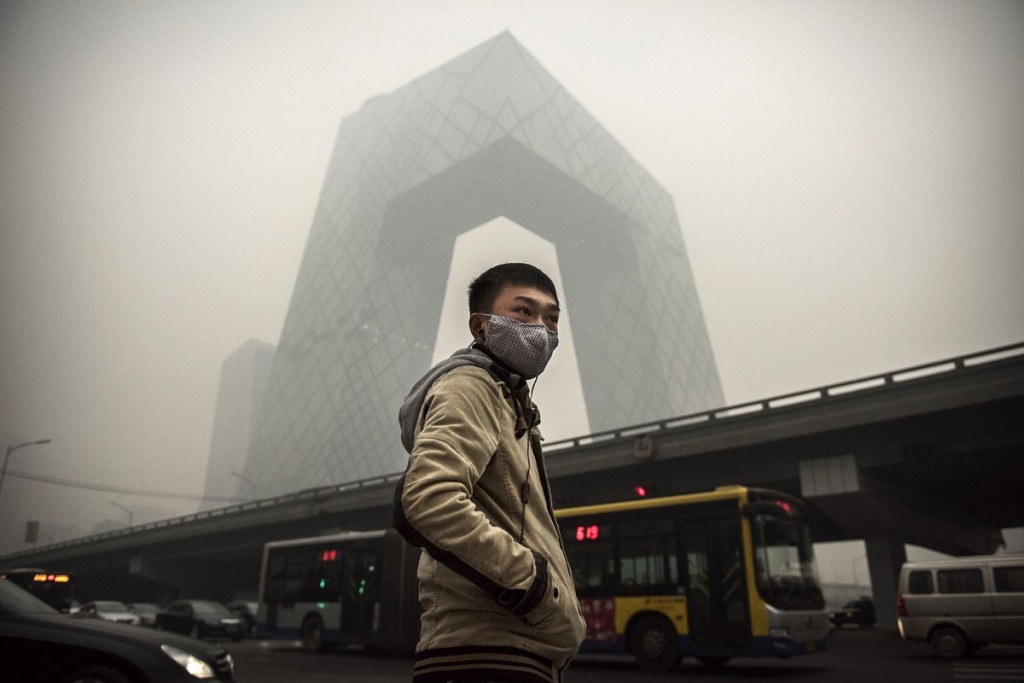 Kínában évente 1,6 millióan halnak meg a légszennyezettség miatt (Fotó: Kevin Frayer/Getty Images)